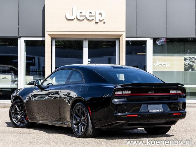 Dodge CHARGER Daytona R/T Scat Pack 680Pk / Plus Group/ Sun and Sound/ Carbon and Suede/ Track Pack