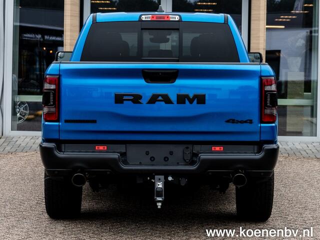 Dodge RAM PICKUP 5.7i V8 aut. 4x4 Built to Serve LPG onderbouw GRIJS KENTEKEN