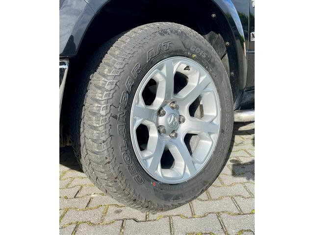 Dodge RAM PICKUP 5.7 V8 4x4 CREW LARAMIE 3500KG