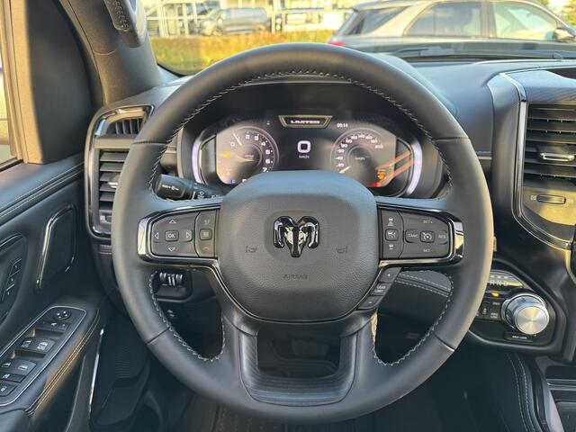 Dodge RAM PICKUP Limited BLACK PACKAGE | Full options! |
