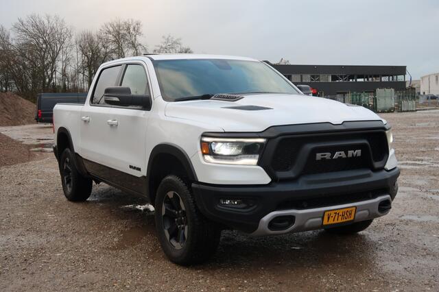 Dodge RAM PICKUP 5.7 V8 Hemi 402 pk 4x4 CC Rebel