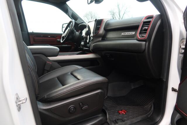 Dodge RAM PICKUP 5.7 V8 Hemi 402 pk 4x4 CC Rebel