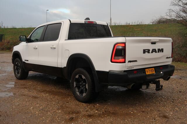 Dodge RAM PICKUP 5.7 V8 Hemi 402 pk 4x4 CC Rebel