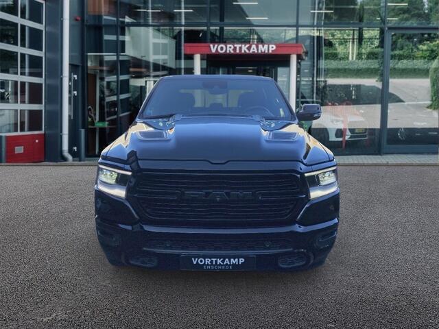 Dodge RAM PICKUP 1500 5.7 V8 4x4 Crew Cab Limited PANO-DAK/CAMERA/LEDER/STOELVENT