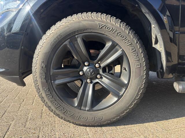 Dodge RAM PICKUP 5.7 V8 4x4 RC 6'4