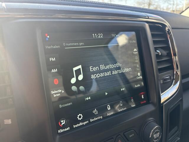 Dodge RAM PICKUP 5.7 V8 4x4 RC 6'4