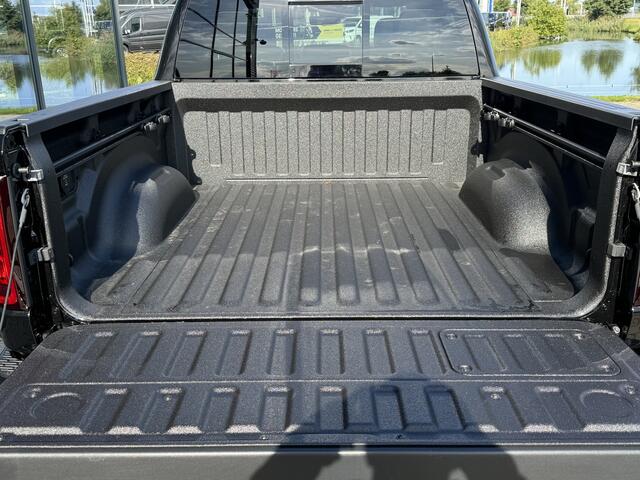 Dodge RAM PICKUP Laramie Night Premium Hurricane | H&K | Elektrische treeplanken