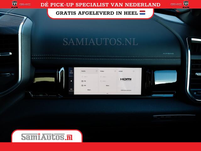 Dodge RAM PICKUP PREMIUM 420PK 636 Nm | BOM VOL | HEAD UP + 14.4 INCH SCHERM + LUCHTVERING | PRIJS MET LPG EN COVER EN GARANTIE | DUBBELE CABINE | PICK UP | 5 PERSOONS | DC | GRIJSKENTEKEN | PR4 FLAME RED | VOORRAAD NR 2226 - 4993
