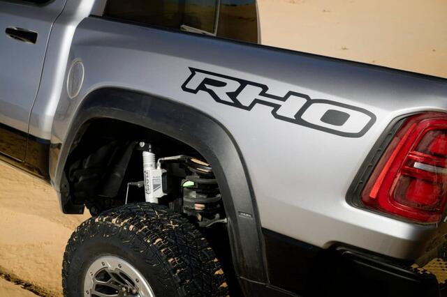 Dodge RAM PICKUP RHO (TRX) MY2025 540Pk Hurricane 3.0 L6 Level 1 Equip
