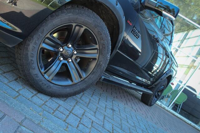 Dodge RAM PICKUP 5.7 V8 4x4 QC 6'4