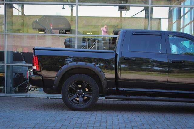 Dodge RAM PICKUP 5.7 V8 4x4 QC 6'4