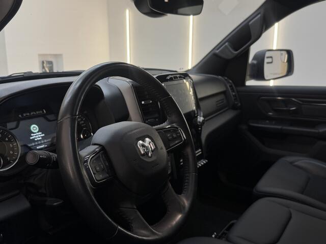 Dodge RAM PICKUP 1500 5.7 V8 4x4 Crew Cab Big Horn 6 ZITS!