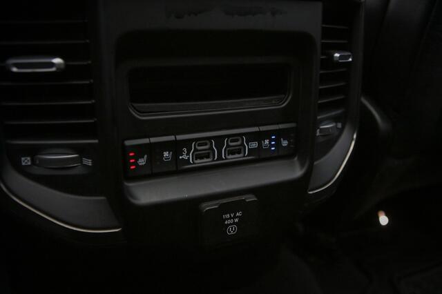 Dodge RAM PICKUP 5.7 V8 4x4 CC Limited | WideBody | Night Edition | Pano