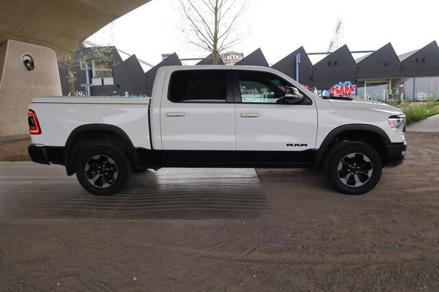 Dodge RAM PICKUP 5.7 V8 Hemi LPG3 4x4 CC Rebel