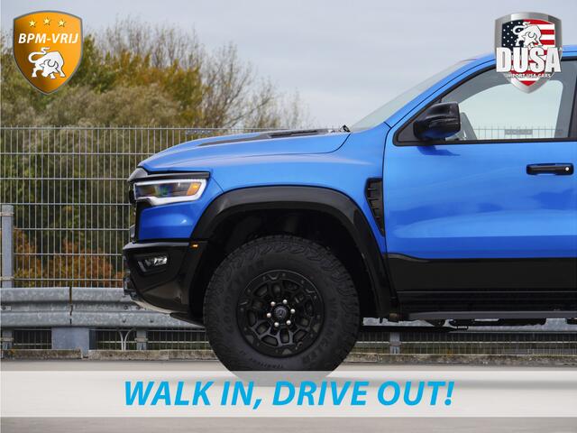 Dodge RAM PICKUP | RHO | 3.0L Twin-Turbo I6 | 4x4 | Crew Cab | Black Edition | Panoramadak | 14,4-inch Touchscreen | Passenger Display | Getoonde accessoires zijn verkrijgbaar tegen meerprijs