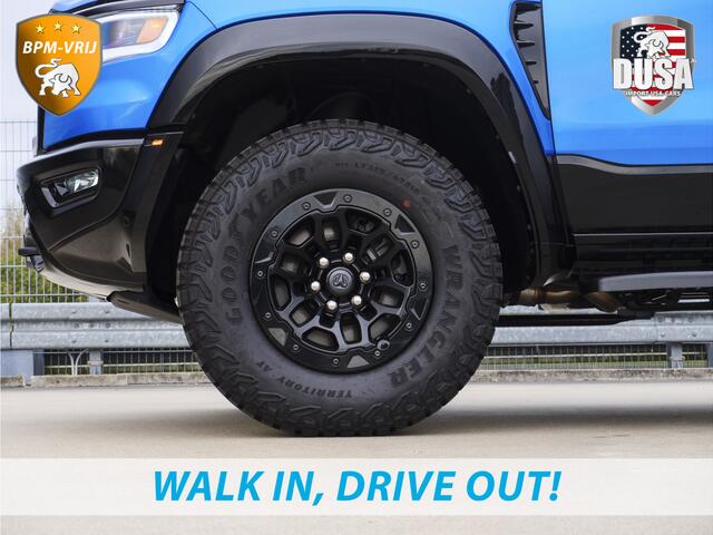 Dodge RAM PICKUP | RHO | 3.0L Twin-Turbo I6 | 4x4 | Crew Cab | Black Edition | Panoramadak | 14,4-inch Touchscreen | Passenger Display | Getoonde accessoires zijn verkrijgbaar tegen meerprijs