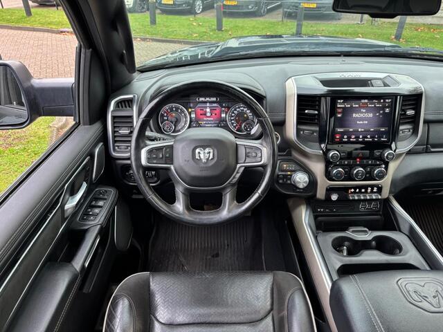 Dodge RAM PICKUP 5.7 V8 4X4 Dubbel Cabine Zwart Luchtvering VOL LPG