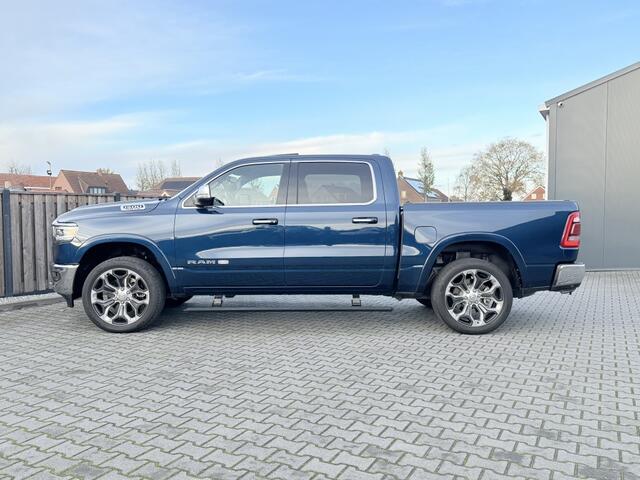 Dodge RAM PICKUP 5.7 V8 4x4 CC LONGHORN VOL!