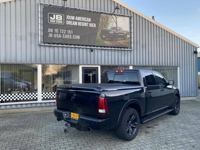 Dodge RAM PICKUP 5.7 V8 Black Edition. N.A.P.