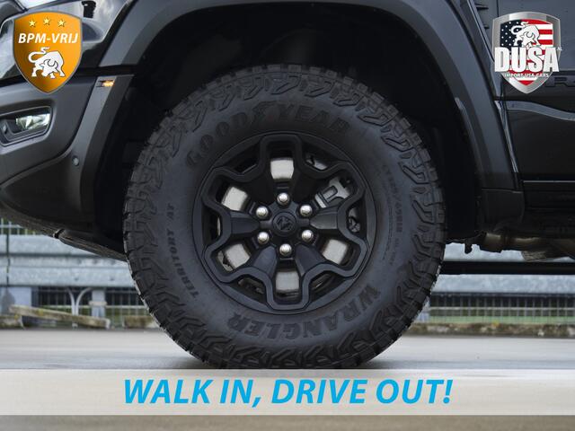 Dodge RAM PICKUP | RHO | 3.0L Twin-Turbo I6 | 4x4 | Crew Cab | Black Edition | Panoramadak | 14,4-inch Touchscreen | Passenger Display | Getoonde accessoires zijn verkrijgbaar tegen meerprijs