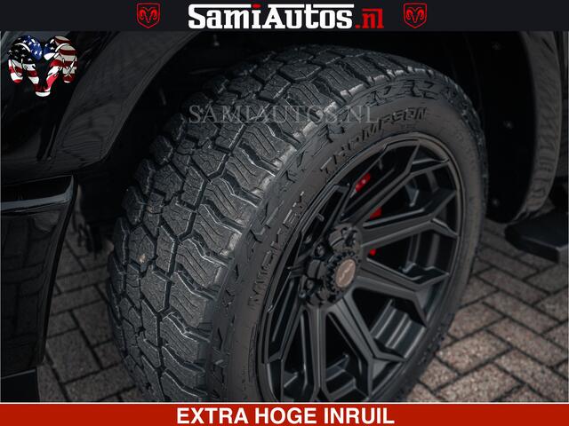 Dodge RAM PICKUP SPORT | 5.7 V8 4x4 HEMI | PANORAMA DAK | GROOTSCHEM 12 INCH | LPG | Diamond Black Pearl | CREW CAB | DUBBELE CABINE | 5 PERSOONS | DC | VOORRAAD NR 2556 - 6053