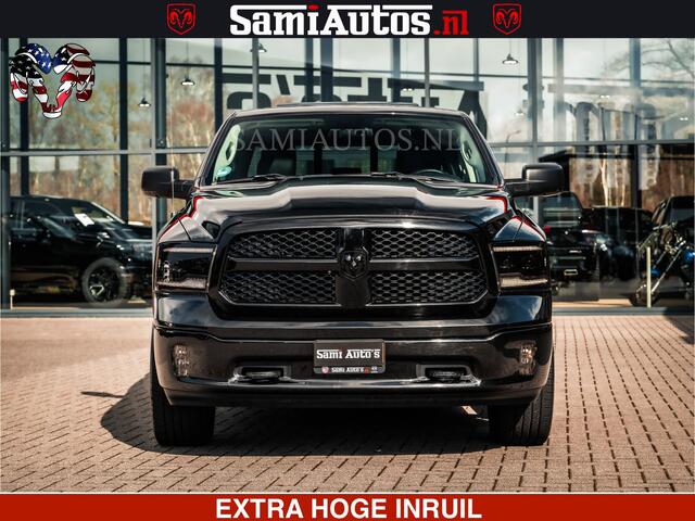 Dodge RAM PICKUP BLACK OPS | 5.7 HEMI V8 402PK | MORIMOTO LED | Eerste Eigenaar | Diamond Black | Comfortabele Dubbele Cabine DC met Royale 5 Zitplaatsen |