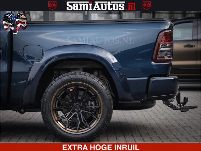 Dodge RAM PICKUP SPORT | 5.7 V8 4x4 HEMI | PANORAMA DAK | GROOTSCHEM 12 INCH | LPG | Patriot Blue CREW CAB | DUBBELE CABINE | 5 PERSOONS | DC | VOORRAAD NR 2560 - 3327