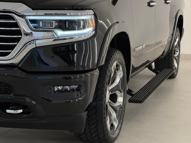 Dodge RAM PICKUP 1500 5.7 V8 4x4 Crew Cab Limited Longhorn Full Option