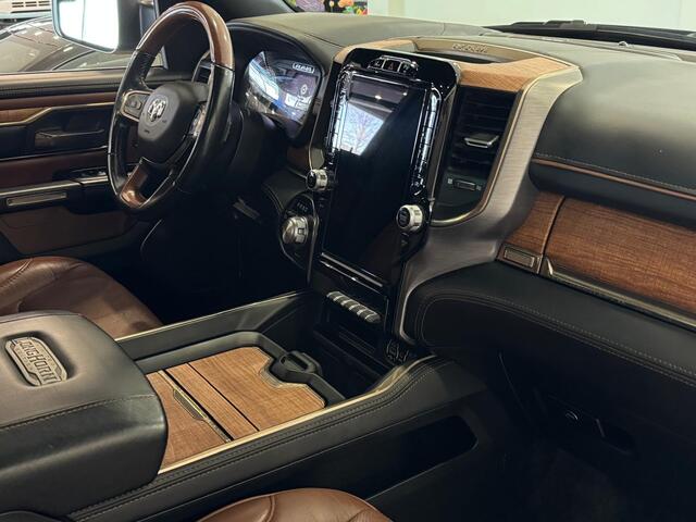 Dodge RAM PICKUP 1500 5.7 V8 4x4 Crew Cab Limited Longhorn Full Option