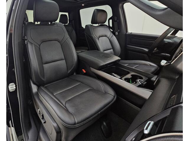 Dodge RAM PICKUP 5.7 V8 Hemi 4x4 Crew Cab Sport