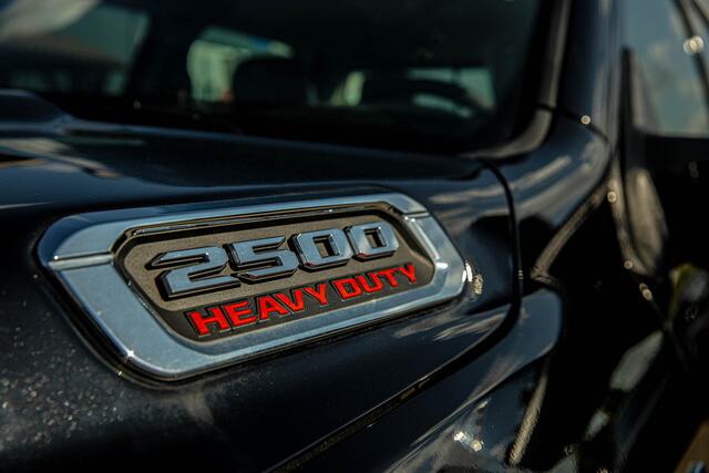 Dodge RAM PICKUP laramie 6.7L Cummins !!20x!! Dodge RAM 2500laramie 6.7L Cummins !!20x!!