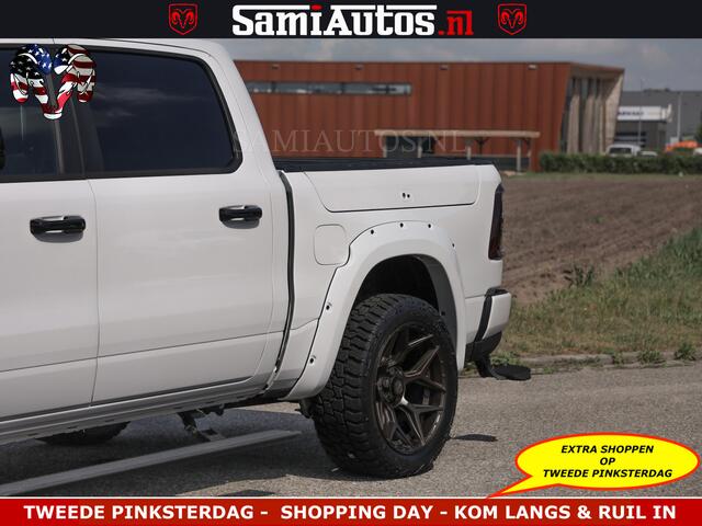 Dodge RAM PICKUP Limited Night High Output 540HP 706Nm | Massage + Full Option | De Meest Luxe en Volle Pick-Up in zijn Klasse | Comfortabele Dubbele Cabine met Royale 5 Zitplaatsen | BPM vrij | Nu Leverbaar uit Voorraad | Voorraad Nr 2351 - 7478
