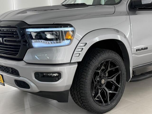 Dodge RAM PICKUP 5.7 V8 4x4 Crew Cab Sport Widebody Backflip BPM-vrij Panodak