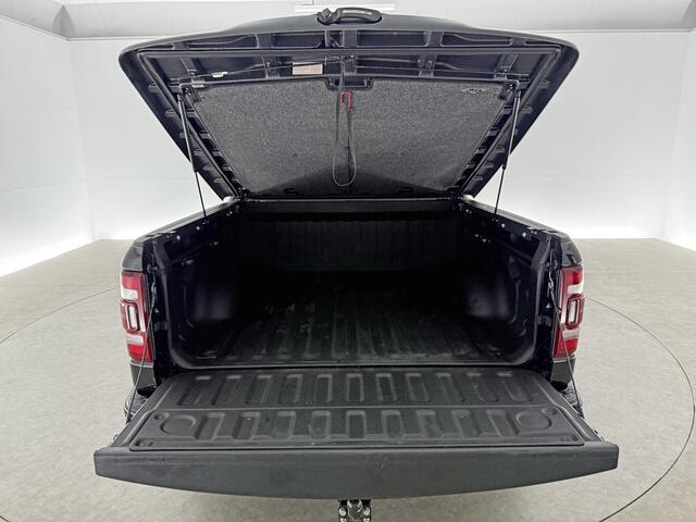 Dodge RAM PICKUP 5.7 V8 4x4 Crew Cab Longhorn 402PK | Wide Body | 22'' | Luchtvering | Pano | 3500kg Trekgew. | LPG | H/K | Camera | Carplay | Keyless | Memory | LED | Trekhaak