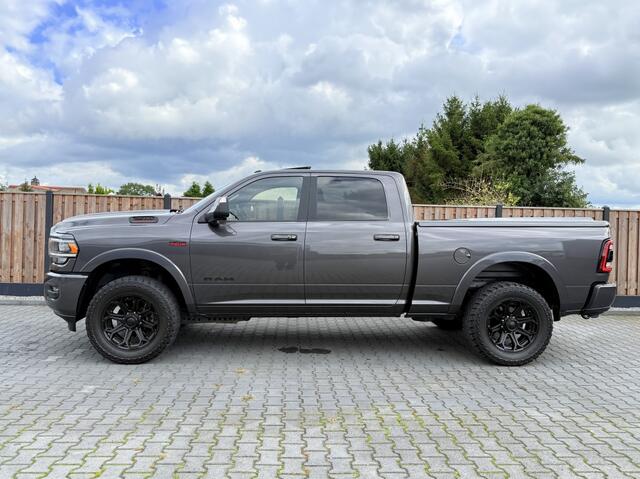 Dodge RAM PICKUP LARAMIE 6.4HEMI V8 LPG LUCHTVERING NIGHT