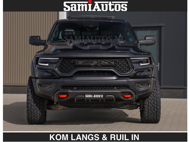 Dodge RAM PICKUP TRX HELLCAT | 6.2 V8 712PK SUPERCHARGER | RODE STIKSELS | FULLY LOADED | CARBON | CREW CAB | DUBBELE CABINE | 5 PERSOONS | De specialist in Amerikaanse pick-ups in Nederland en Europa.