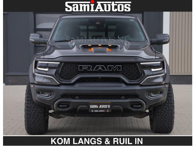 Dodge RAM PICKUP TRX HELLCAT 712 PK 6.2 V8 SUPERCHARGER | BLACK EDITION | BOM VOL | GRANITE MET ZWART LEDER RODE STIKSELS | CREW CAB DUBBELE CABINE DC | 5 PERSOONS GRIJS KENTEKEN |