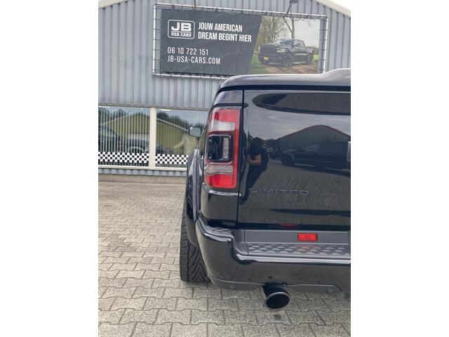 Dodge RAM PICKUP 5.7 V8 4x4 Limited Widebody N.A.P.