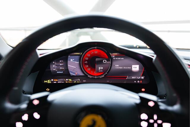 Ferrari 296 GTB 3.0 V6| Rosso Corsa | Lift | Apple Carplay