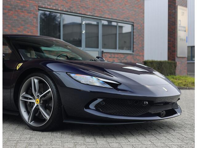 Ferrari 296 GTB 3.0 V6 | Blu America - Cuoio - Racing Seats