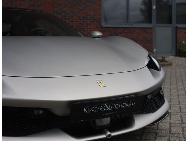 Ferrari 296 GTB 3.0 V6 | Atelier - Lift - Carbon