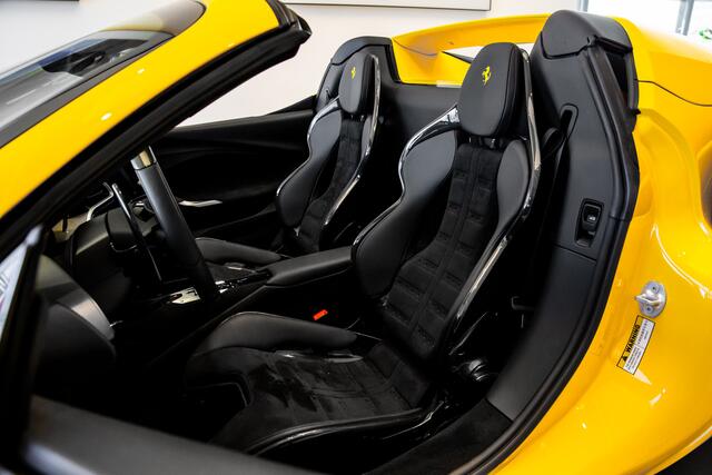 Ferrari 296 GTS ~Ferrari Munsterhuis~