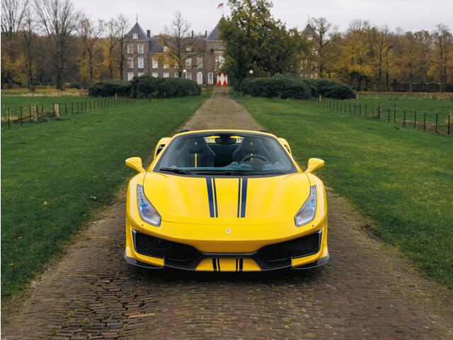 Ferrari 488 Pista Spider, Atelier, Full Carbon, Lift, Stripe Nart