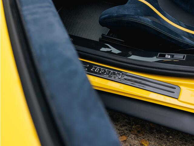 Ferrari 488 Pista Spider, Atelier, Full Carbon, Lift, Stripe Nart