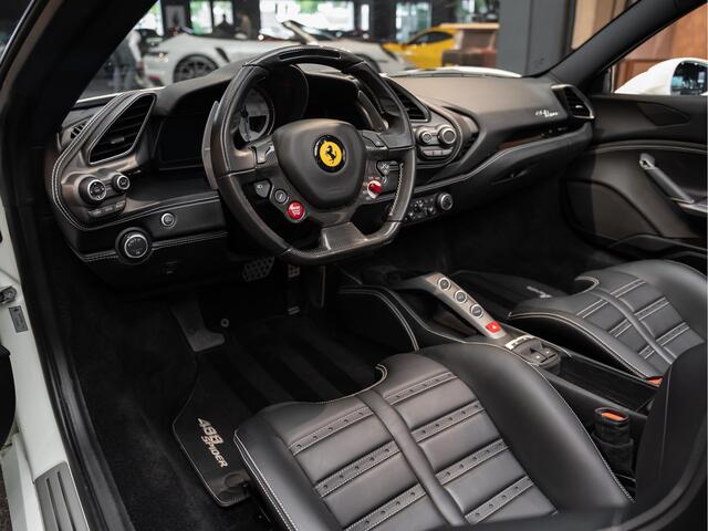 Ferrari 488 Spider HELE Carbon Sport Stoelen 3.9 V8 488 Spider JBL Passenger Display