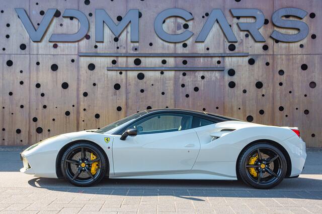 Ferrari 488 3.9 GTB HELE | Lift | Pass. Display | Sport Exhaust |