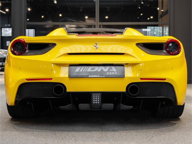 Ferrari 488 Spider HELE Carbon Racing Seats 3.9 Spider HELE Sport Uitlaat Lift