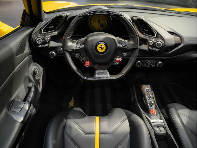 Ferrari 488 Spider HELE Carbon Racing Seats 3.9 Spider HELE Sport Uitlaat Lift
