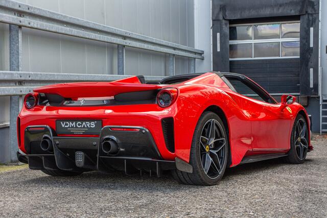 Ferrari 488 3.9 Pista Spider HELE | CARBON (12x) | LIFT | AFS | FULL PPF | BTW |