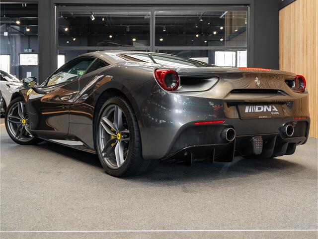 Ferrari 488 3.9 GTB HELE Full Carbon + Seats 3.9 GTB HELE Lift-System